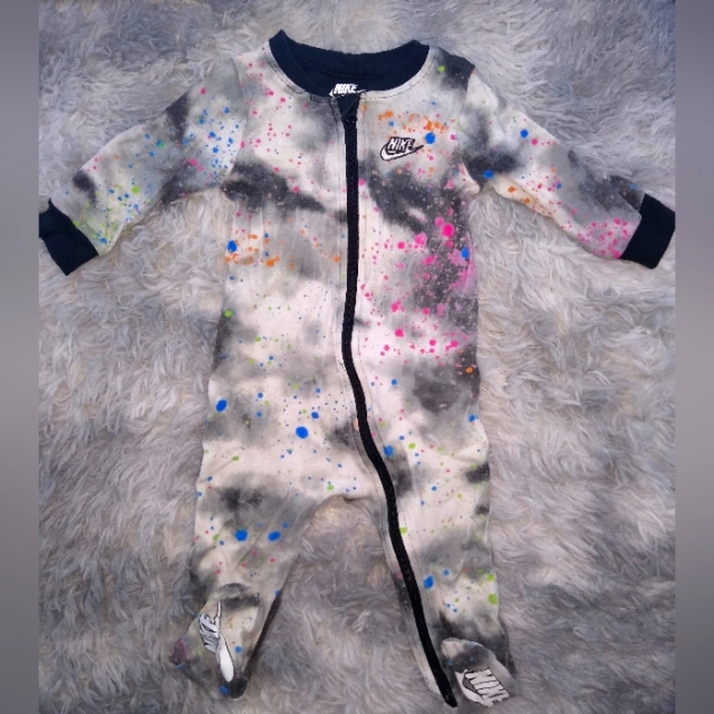 Nike White and Black Footies One Piece